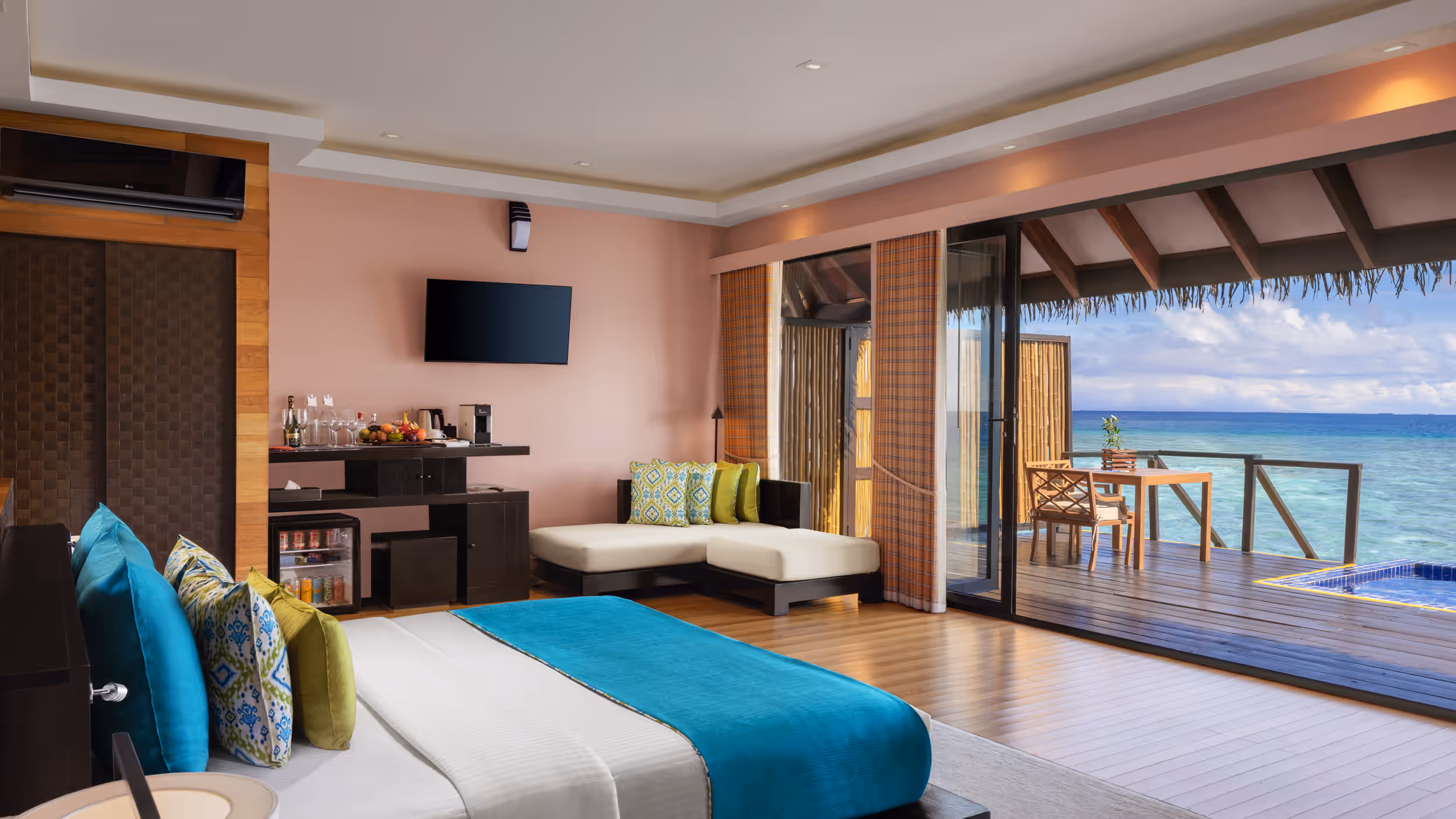 Adaaran Prestige Vadoo Sunrise Water Villa with Private Pool & Jacuzzi Premium All Inclusive 09 Jan - 05 Apr — holiday package